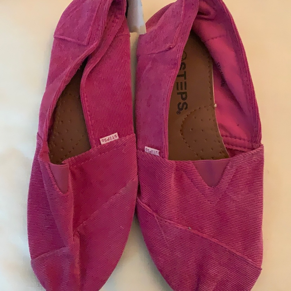 STEPS | NWT Canvas shoes